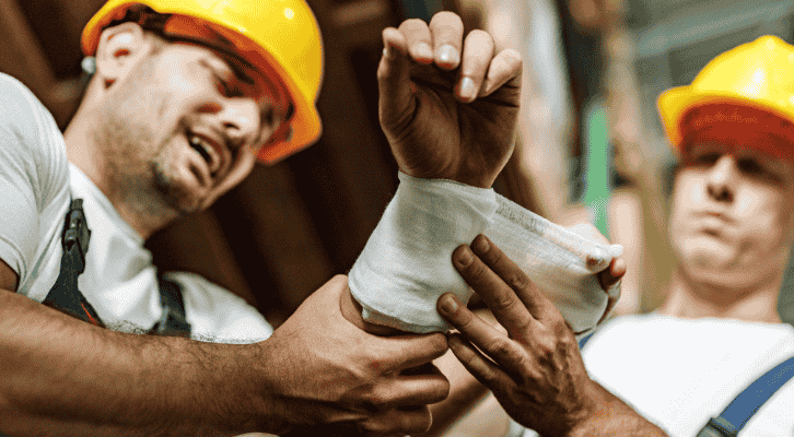 выплаты при несчастном случае на производстве, компенсация за несчастный случай на работе, страховые выплаты при несчастном случае на производстве