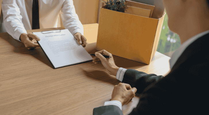 Выплаты при увольнении в связи с ликвидацией предприятия